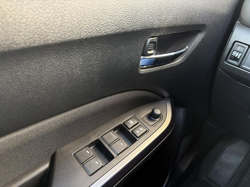 Suzuki Vitara 1.4 BoosterJet 81kW Premium - fotka 13 z 23