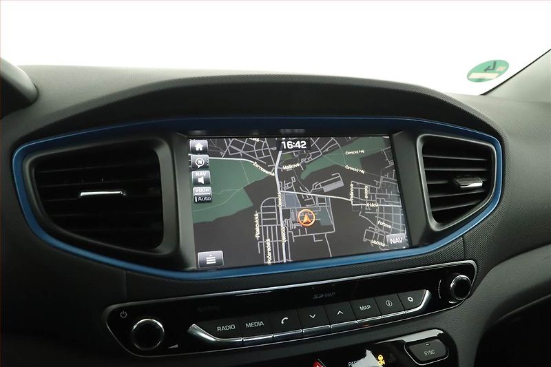 Hyundai Ioniq (2017) Hybrid, Automat, Tempomat - fotka 11 z 15