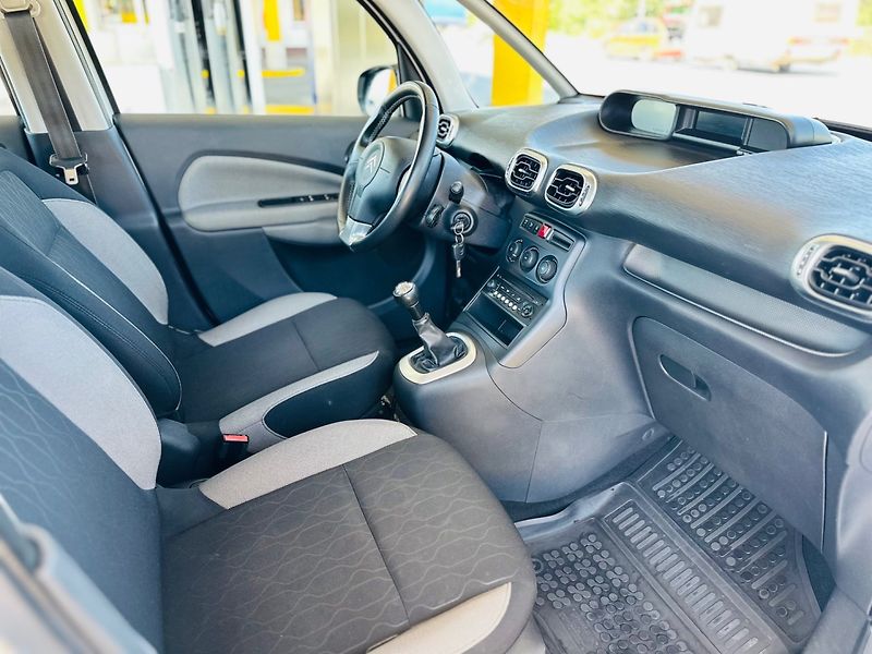 Citroën C3 Picasso (2013) 1.4i GARANCE KM - fotka 8 z 13