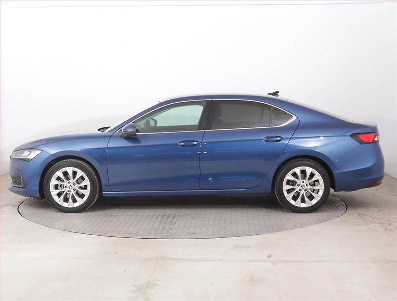 Škoda Superb (2024) Selection 1.5 TSI - fotka 3 z 17