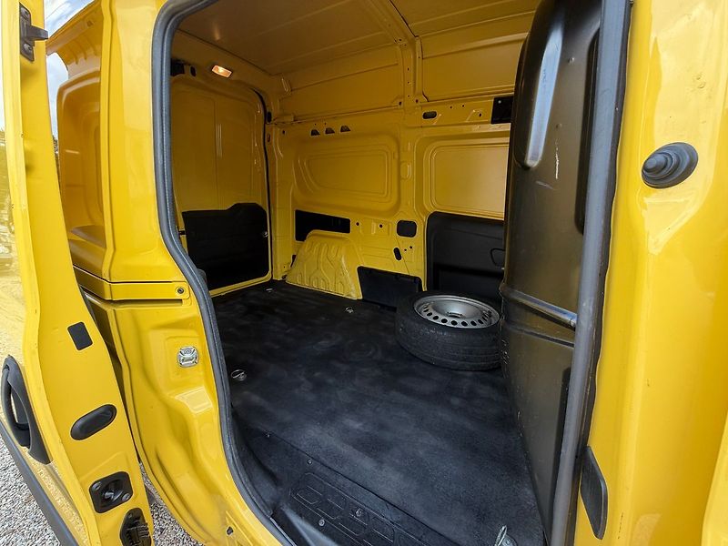 Fiat Dobló 1.6mJTD 77kW*ZADÁNO* - fotka 19 z 22