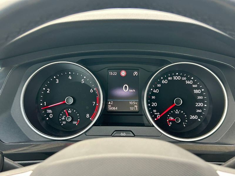 Volkswagen Tiguan (2023) 1.5 TSI 110kW MOVE manuál - fotka 17 z 31