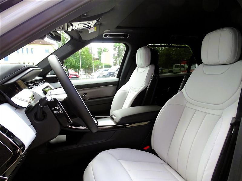 Land Rover Range Rover Sport (2026) 3,0 D300 DYNAMIC SE - fotka 15 z 38