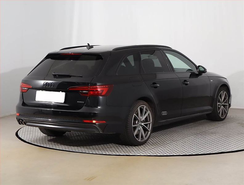Audi A4 (2018) 3.0 TDI, 4X4, Automat - fotka 5 z 21