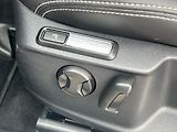 Volkswagen Passat Variant 2,0 TDi 110 kW 7DSG ELEGANCE - náhled 22