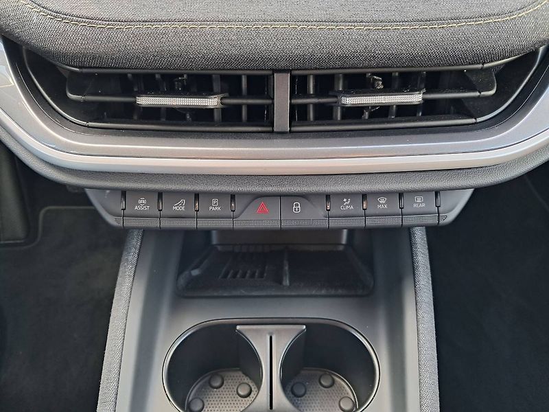 Škoda Elroq (2025) 60 Selection 150kw / 63kWh E1H - fotka 16 z 27