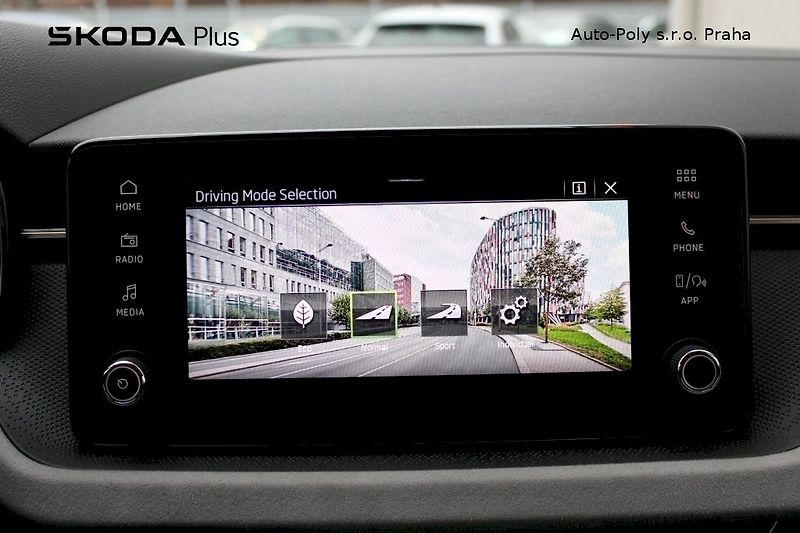 Škoda Scala (2024) 1,0 TSI 85 kW Top Selection - fotka 21 z 25