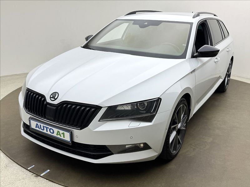 Škoda Superb 2,0 SPORTLINE 4X4 DSG 350HPAPR - fotografie inzerátu