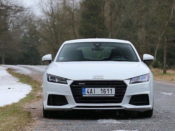 Audi TT Coupé quattro.