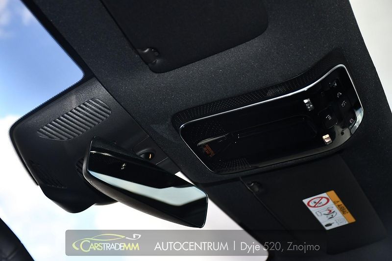 Mercedes-Benz EQE 500 4M PANOR HYPERSCREEN - fotka 49 z 62