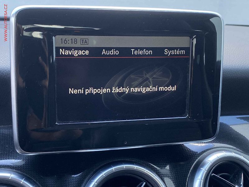 Mercedes-Benz CLA (2013) 2.2 CDi 220, AT, bixen - fotka 17 z 20