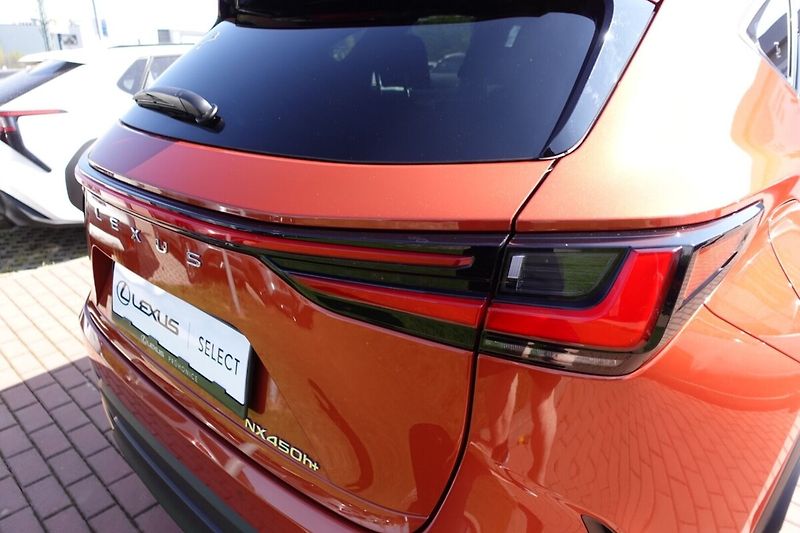Lexus NX 450h plus NX450h+ Executive Top 4x4 - fotka 33 z 34