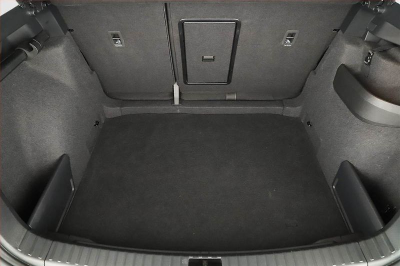 Škoda Karoq (2024) 1.5 TSI - fotka 11 z 15