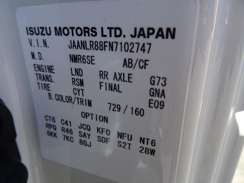 Isuzu M27 (2026) 3,0L, hákový nosič kontejnerů - fotka 34 z 35