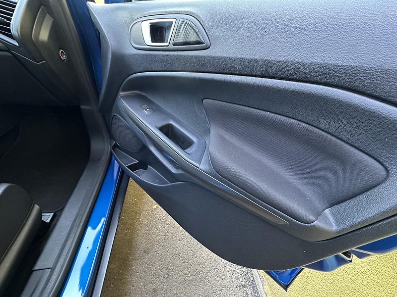 Ford EcoSport (2019) 1.0/92kW * NAVI *XENON* 1.Maj  - fotka 20 z 38