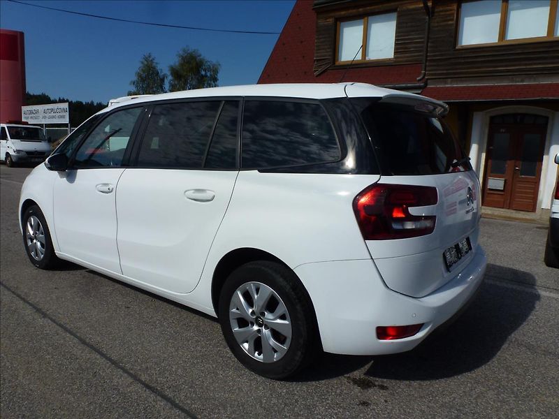Citroën Grand C4 SpaceTourer 1,2 Pure Tech 130 7míst - fotka 13 z 45