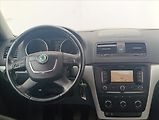 Škoda Yeti 1,6 TDi Navi Klima Tempomat - náhled 16