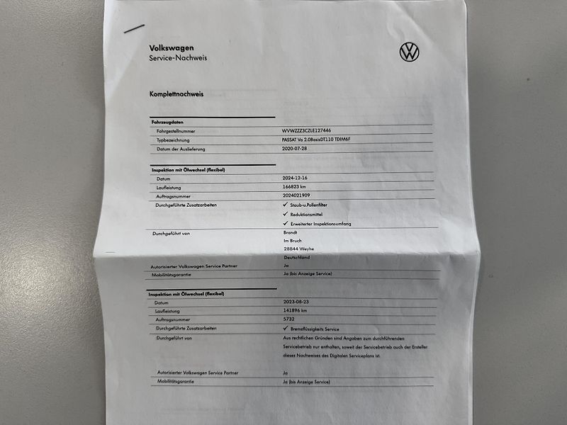 Volkswagen Passat 2,0TDI R-Line Design Navi - fotka 40 z 43