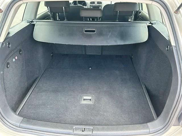 Volkswagen Golf 1,2TSi 77kW Variant Tažné zař. - fotka 40 z 54