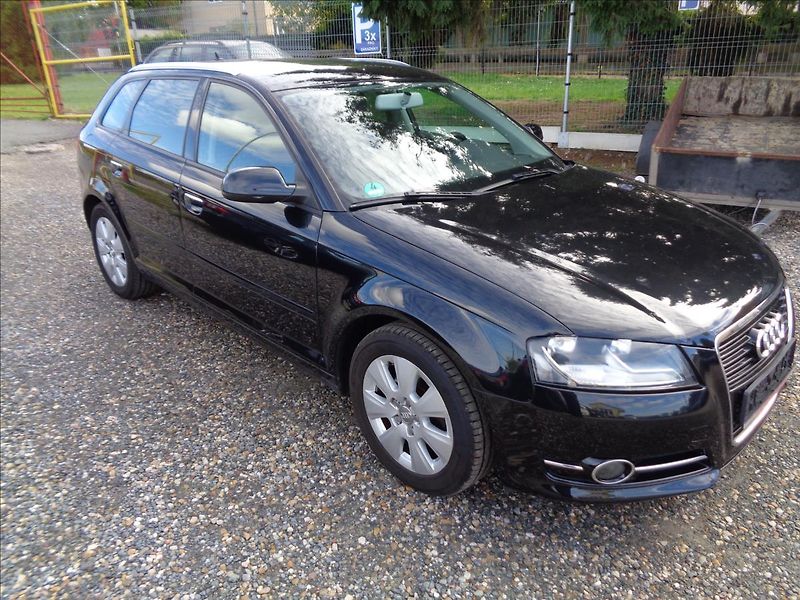 Audi A3 1,4 - fotka 1 z 16