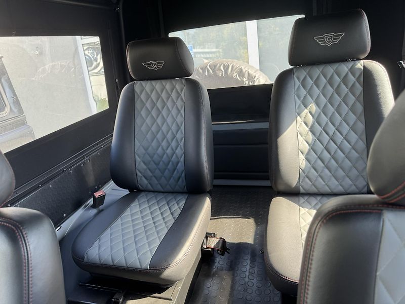 Mercedes-Benz Třídy G G240 GD - fotka 17 z 42