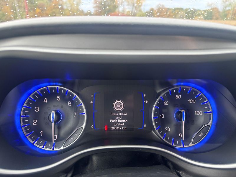Chrysler Pacifica (2019) 3,6 Touring L Kůže 2019 - fotka 16 z 19