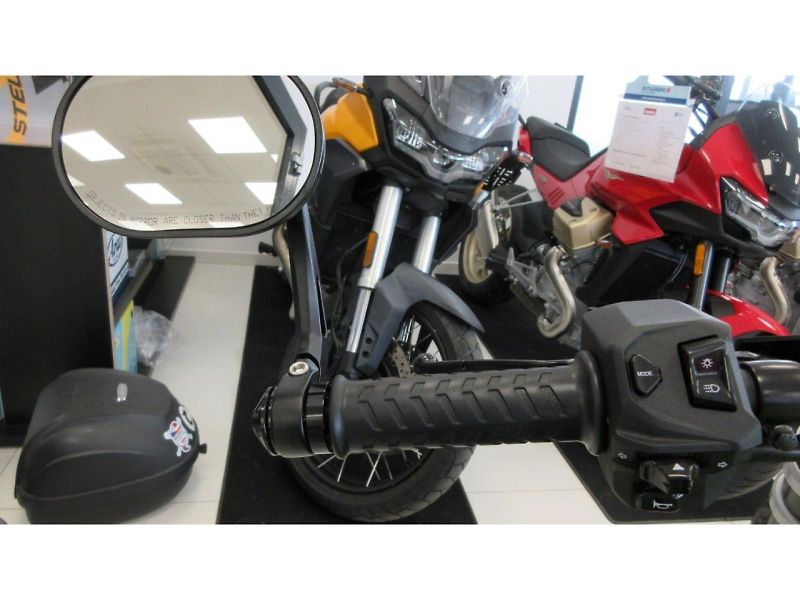 Moto Guzzi (2026) V7 850 SPORT - fotka 12 z 14