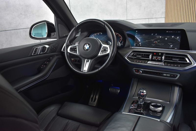 BMW X5 xDrive30d ///MSPORT*TAŽNÉ*ČR* - fotka 9 z 55