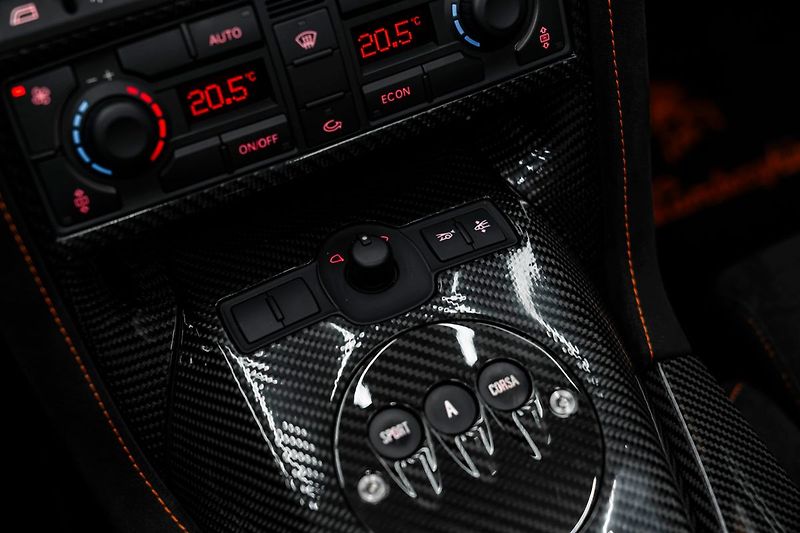 Lamborghini Gallardo Performante - fotka 29 z 36