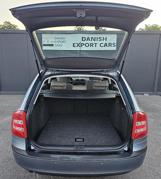Škoda Octavia 1.6 85kW,KLIMA,TEMPOMAT,2xKOLA - fotka 34 z 37