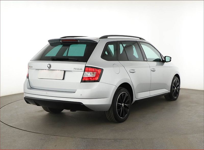 Škoda Fabia (2018) Monte Carlo 1.0 TSI - fotka 5 z 14