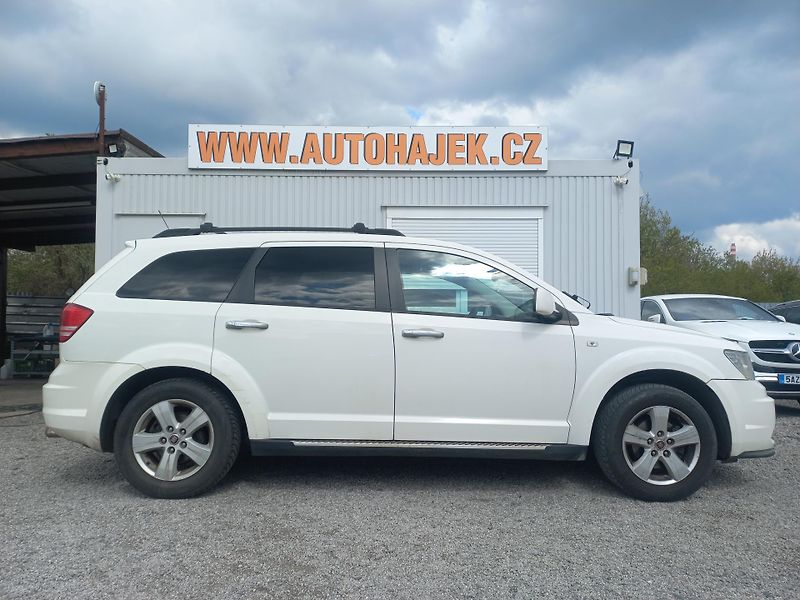 Dodge Journey (2010) 2.0CRD 103kW - fotka 1 z 18