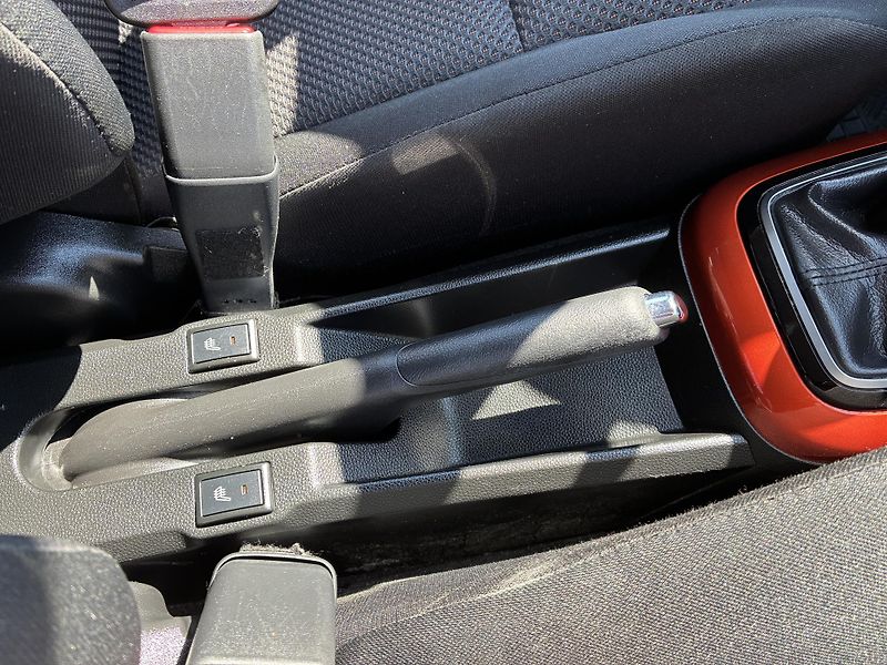 Suzuki Ignis (2019) 1,2DualJet Premium * ZÁRUKA * - fotka 14 z 25