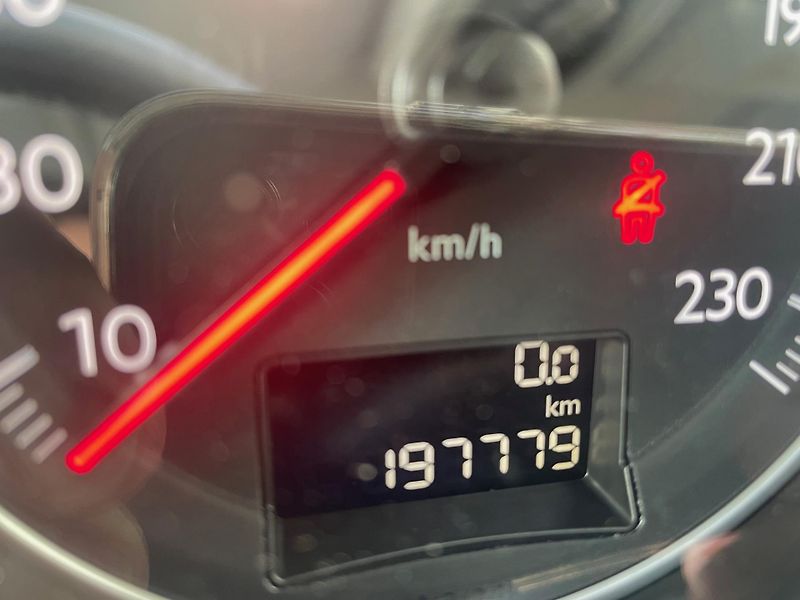 Peugeot 508 (2011) Active 2,0 Hdi 140k Man6 - fotka 8 z 10