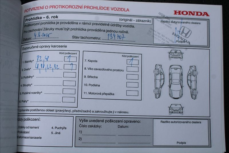 Honda CR-V 2,0 i  DPH,A/T,4x4,EXECUTIVE - fotka 46 z 47