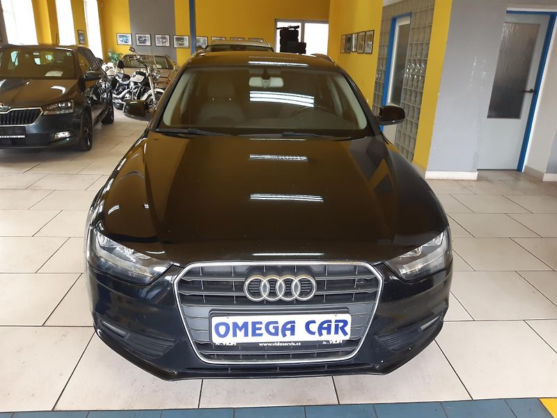 Audi A4 2.0 TDI AVANT NAVI DIGIKLIMA - fotka 2 z 21