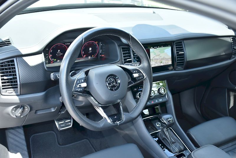 Škoda Kodiaq (2024) Sportline Plus 2.0 TDI 147kW 4 - fotka 11 z 35
