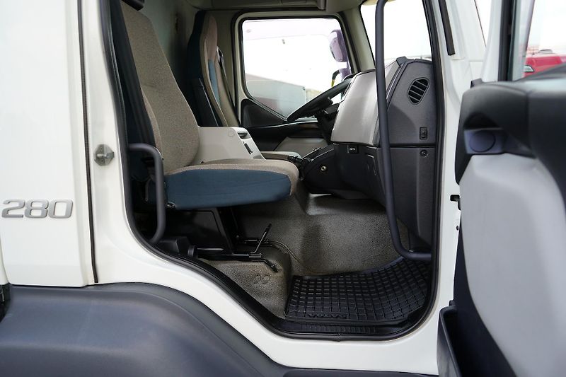 Volvo FL (2018) 280 / ACC / E 6 / ZESTAW PRZEJ - fotka 48 z 52