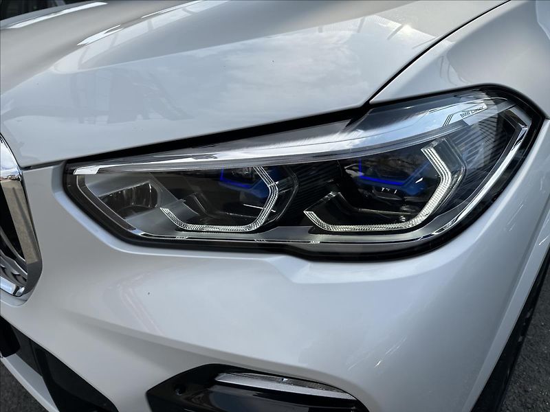 BMW X5 3,0 xDrive 30d M-SPORT LASER - fotka 30 z 38