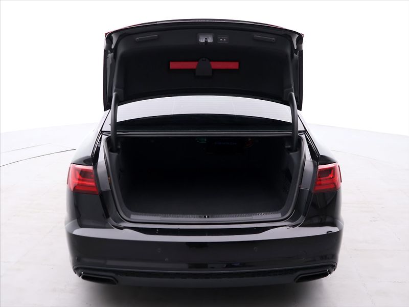 Audi A6 3,0 TDI 240kW quattro S-line C - fotka 9 z 36