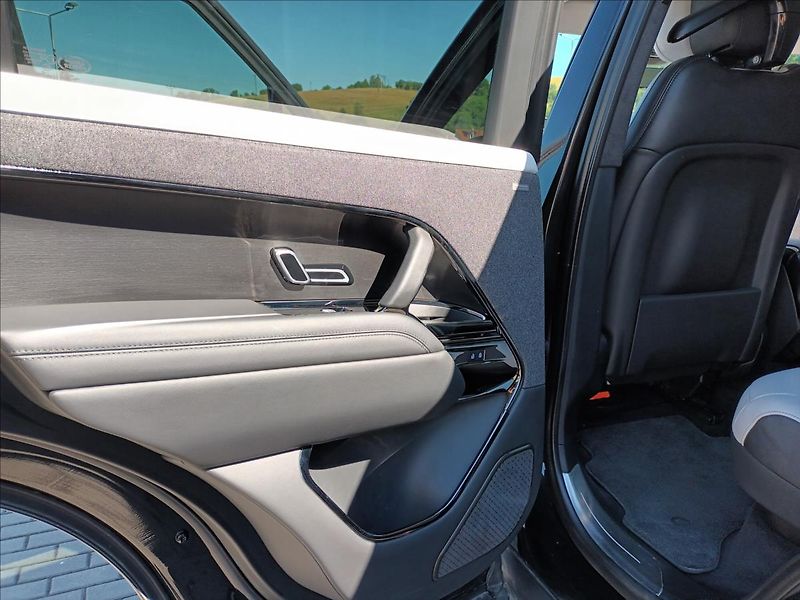Land Rover Range Rover Sport 3,0 D350 AUTOBIOGRAPHY,ČR,1MAJ - fotka 35 z 38