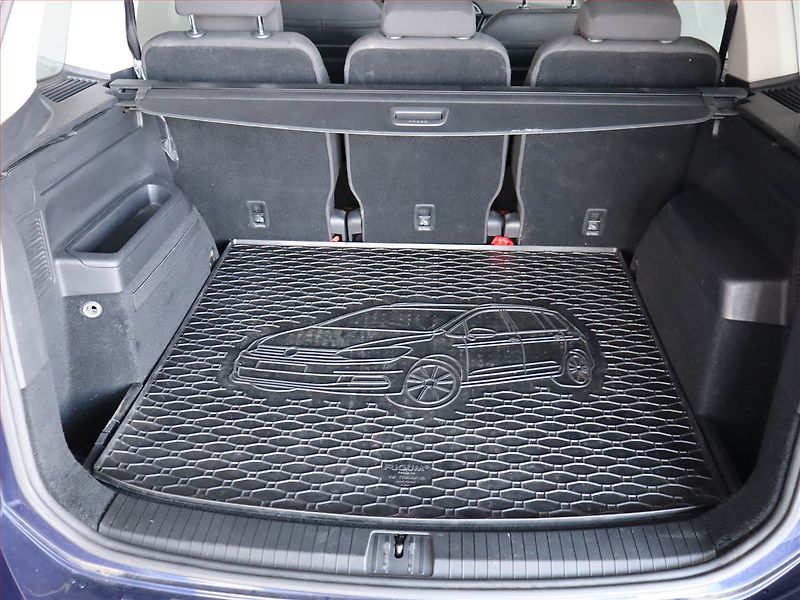 Volkswagen Touran (2018) 1.6 TDI, Automat, Serv.kniha - fotka 14 z 22