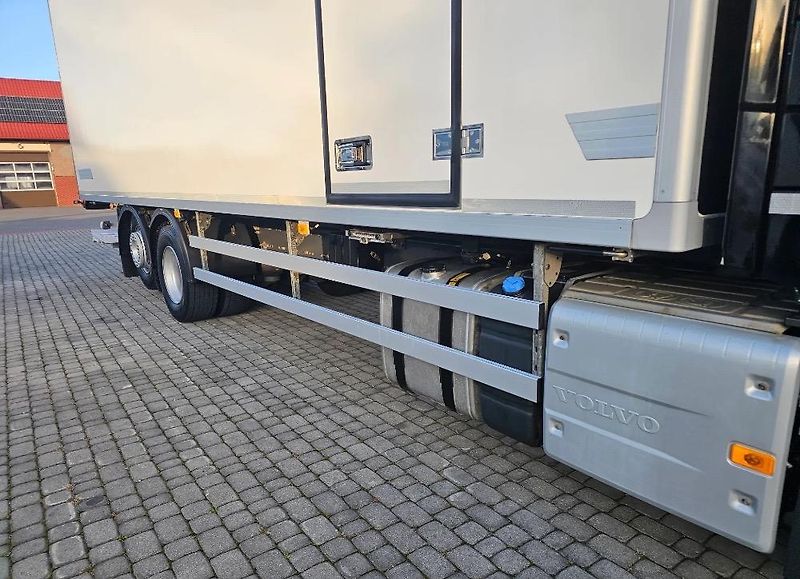 Volvo FM (2022) 350 6x2 chlaďák EURO 6 - fotka 6 z 26