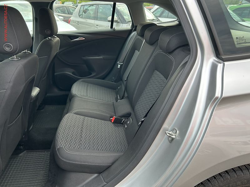 Opel Astra (2017) 1.6CDTI, ČR, servis.kniha - fotka 9 z 14