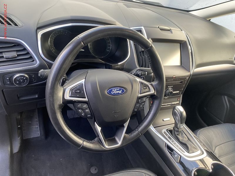Ford Galaxy (2016) 2.0 TDCi 7míst, Titanium, AT - fotka 14 z 20