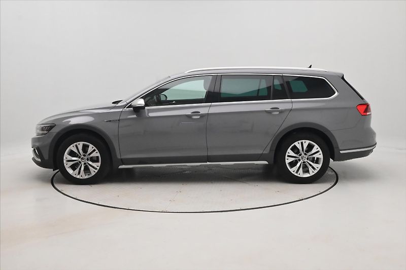 Volkswagen Passat 2,0 TDI 147kW 4x4 DSG Alltrack - fotka 8 z 33