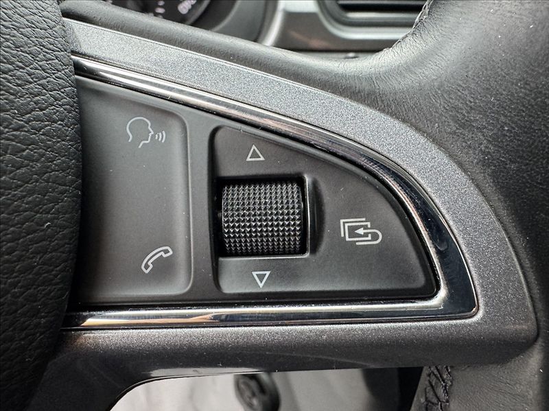 Škoda Rapid 1,6 TDI DSG SPACEBACK tažné - fotka 37 z 50
