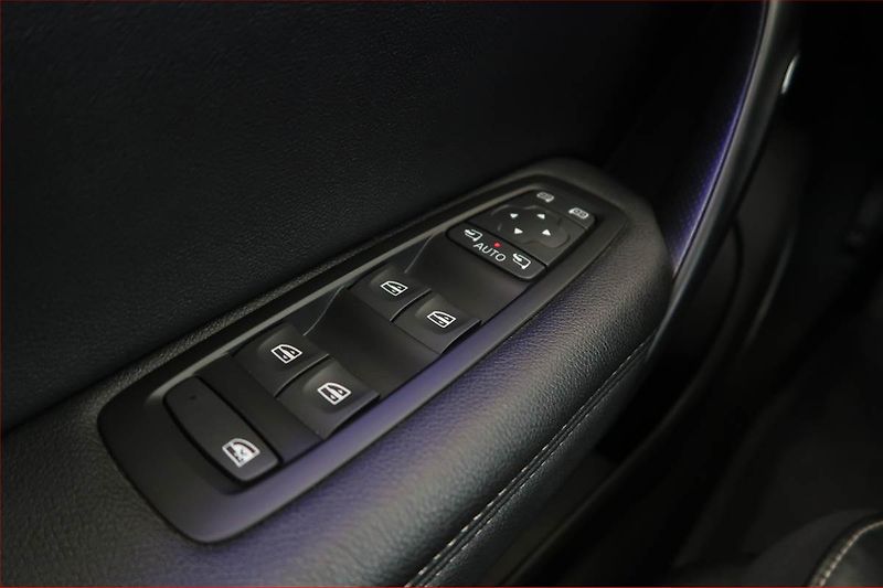 Renault Mégane (2020) 1.3 TCe, Kůže, Navi, Tempomat - fotka 15 z 15