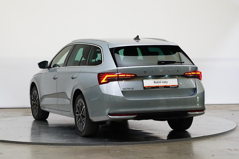 Škoda Octavia - fotka 7 z 27