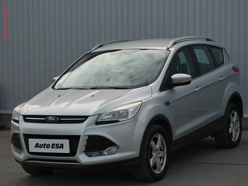 Ford Kuga (2013) 2.0 TDCi, AC, tempo - fotka 3 z 19
